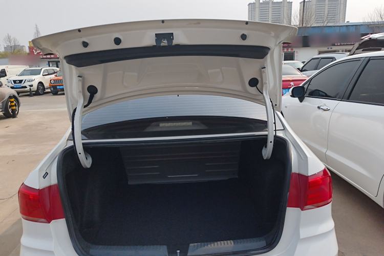 Used Volkswagen Santana 2019 1.5L Manual Fashion Edition China VI Standard