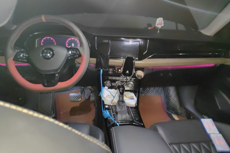 Used Volkswagen Passat 2019 330TSI Luxury Edition China VI Standard