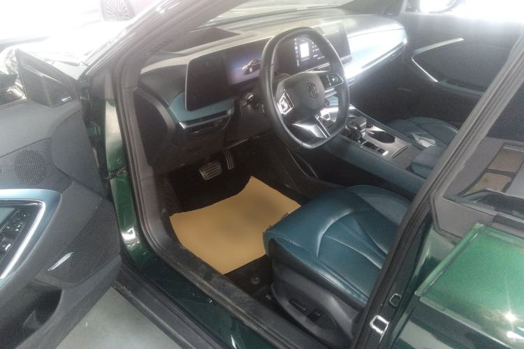 Used MG 7 2023 2.0T Automatic Hunter Luxury Edition Driver Seat