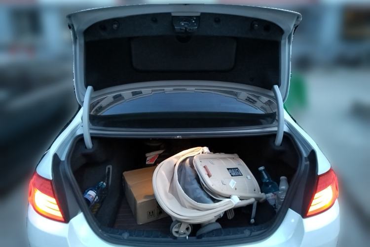 Used BMW 5 Series 2011 523Li Luxury Model