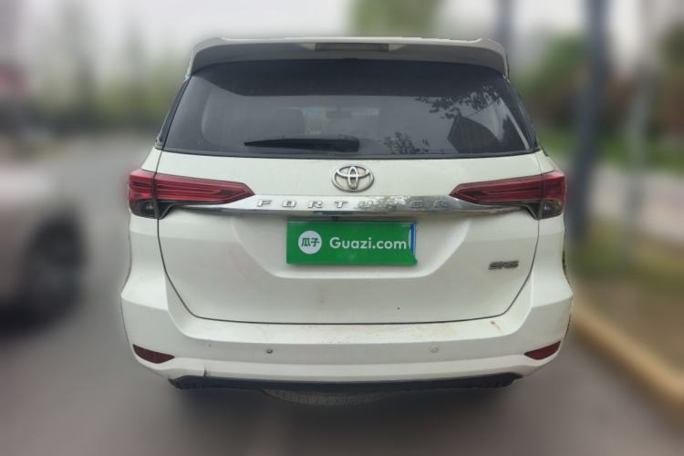 Used Toyota Fortuner 2016 2.7L Middle East Version Rear