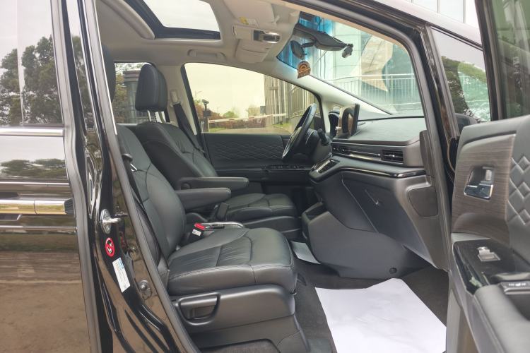 Used Honda Elysion 2022 2.0L eHEV Luxury Edition