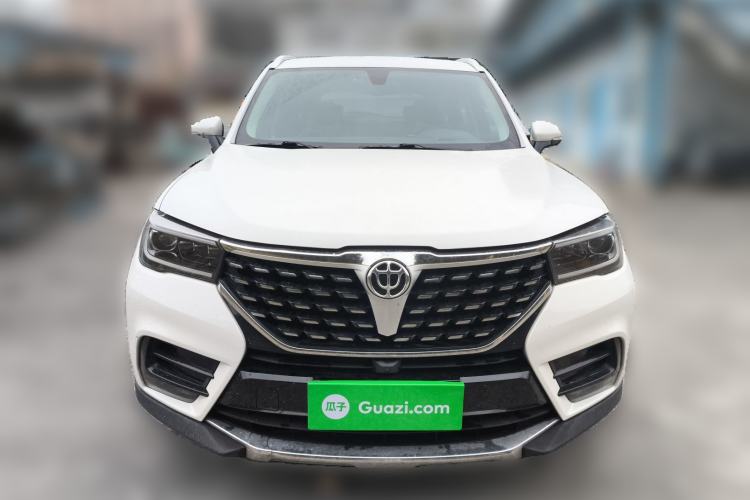 Used Brilliance V7 2018 280T Manual Luxury 5-Seater
