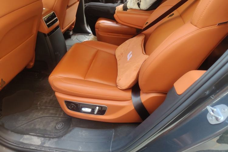 Used Li Auto L9 2022 Max model
