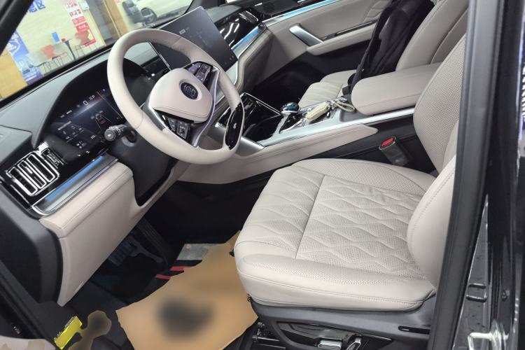 Used BYD Tang New Energy 2025 DM-i 115KM Prestige Model Left Front Seat