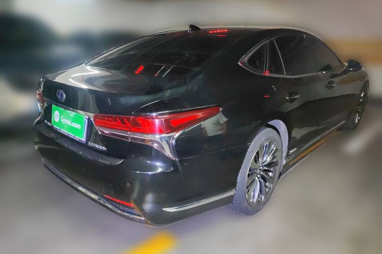 Used Lexus LS 2018 500h Executive Edition China V Standard