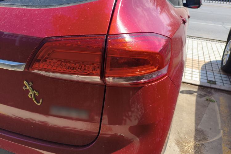 Used Haval H2s 2018 Blue Label 1.5T Dual-Clutch Elite Model Right Rear Taillight