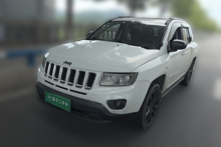 Used Jeep Compass 2013 2.4L Four-wheel Drive Black Edition with Navigation Guazi used car, China used car export, Used car for sale, Used  cars, Cheapest cars for sale