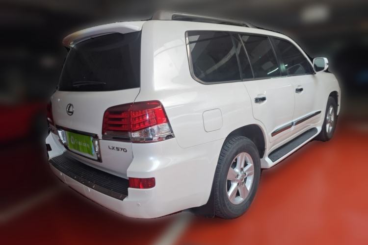 Used Lexus LX 2012 570
