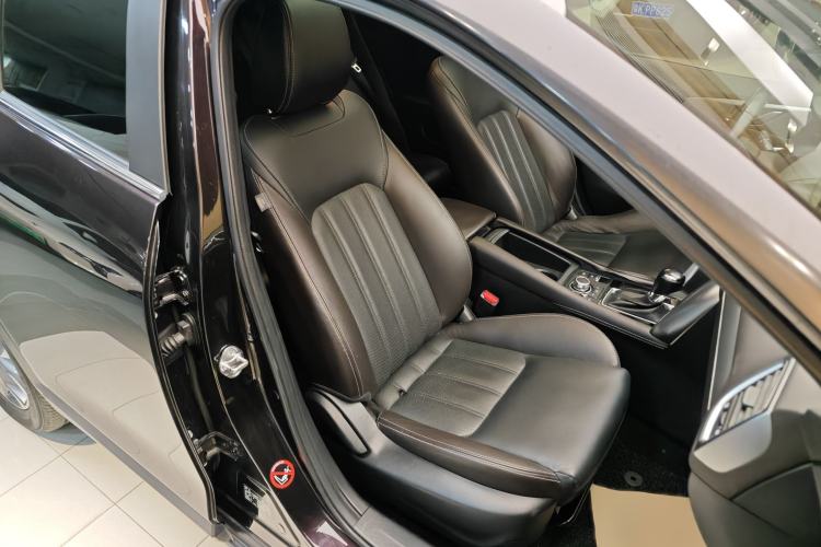 Used Mazda CX-4 2016 2.5L Automatic 4x4 Sky Blue Passion Edition
