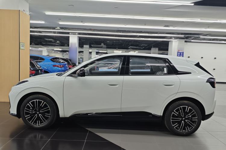 Used ARCFOX T1 2025 Model 425 PLUS
