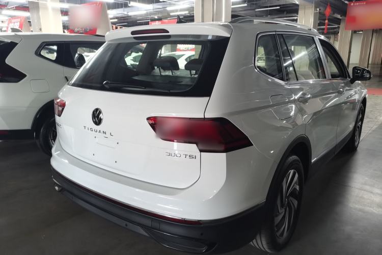 Used Volkswagen Tiguan L 2024 Outstanding Model 300TSI Automatic Two-Wheel Drive Longteng Edition