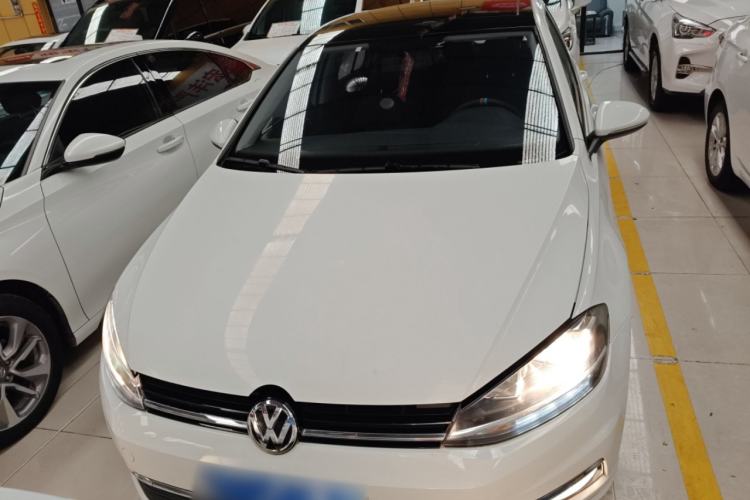 Used Volkswagen Golf 2018 1.6L Automatic Comfort Model Front