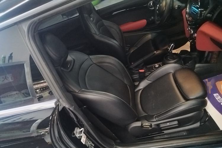 Used MINI MINI 2021 1.5T Three-Door Sharp Edition
