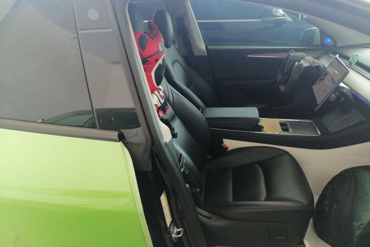 Used Tesla Model Y 2021 Performance High-Performance All-Wheel-Drive Version Right Front Seat