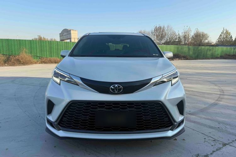 Used Toyota Granvia 2024 2.5L Hybrid Prestige PLUS Edition
