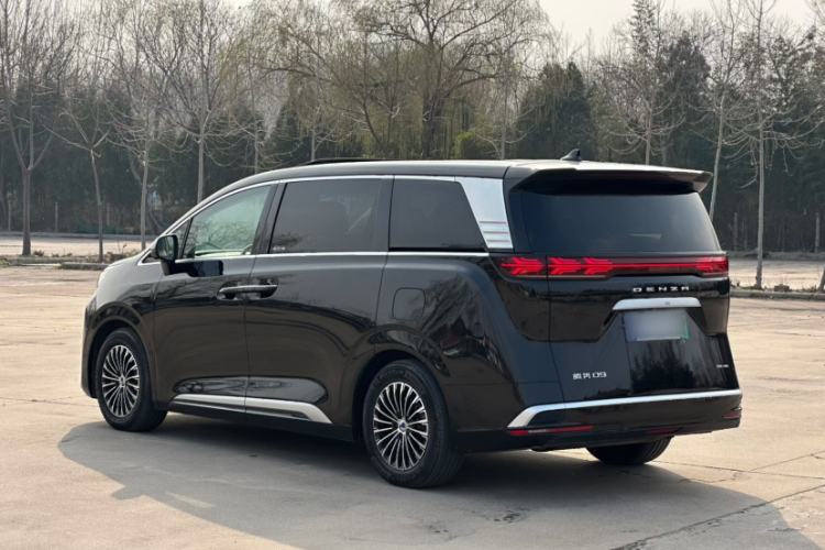 Used Denza D9 2022 DM-i 970 Four-Wheel Drive Flagship Model