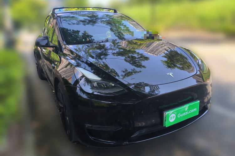 Used Tesla Model Y 2021 Performance High-Performance All-Wheel-Drive Version Front Right 45 Deg