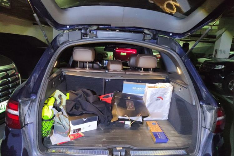 Used Mercedes-Benz GLC 2018 Facelift GLC 260 4MATIC Luxury Edition
