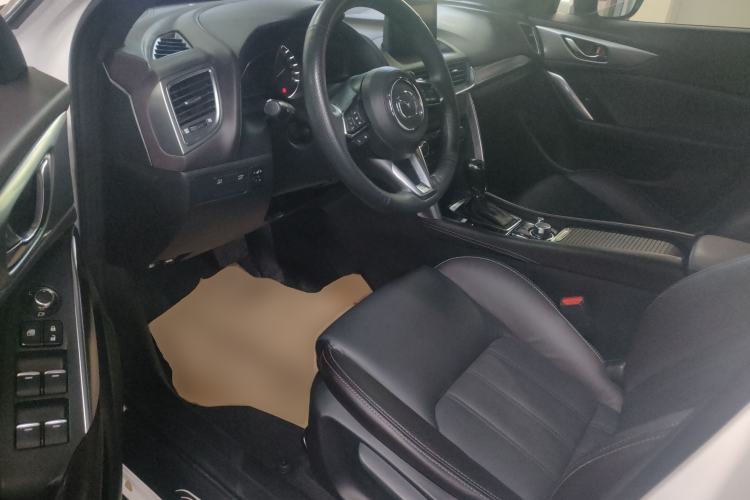 Used Mazda CX-4 2018 2.0L Automatic Two-Wheel Drive Blue Sky Premium Upgrade Version China V Standard