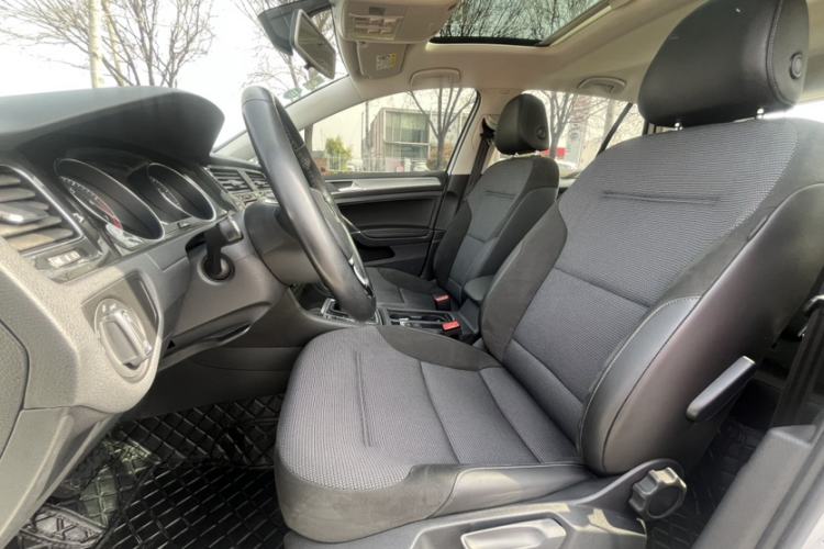 Used Volkswagen Golf 2020 Zhiai Edition 280TSI DSG Comfort Model Interior 6