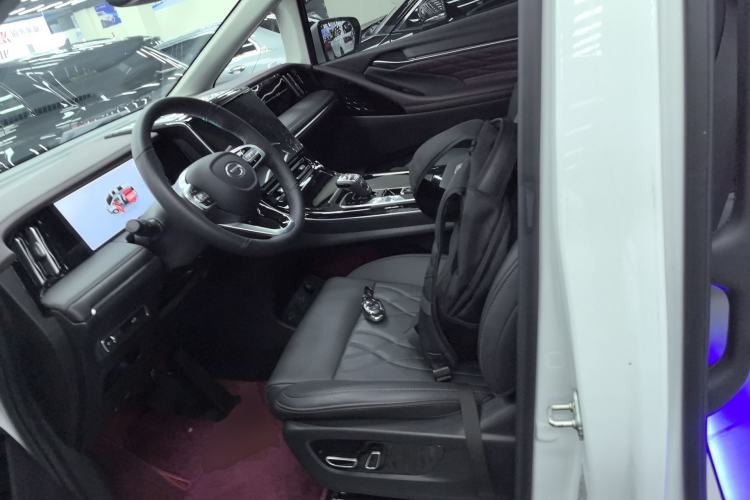 Used GAC Trumpchi M8 2024 Master Series 400T Prestige Edition Left Front Seat