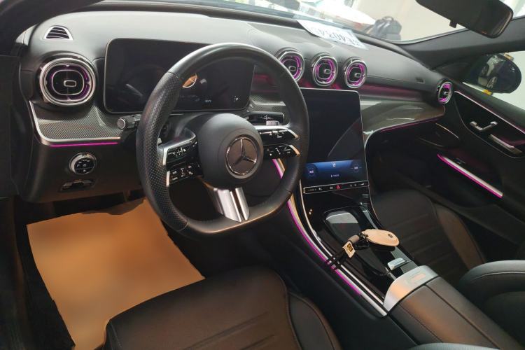 Used Mercedes-Benz C-Class 2024 Restyled C 260 L Sport Edition Center Console