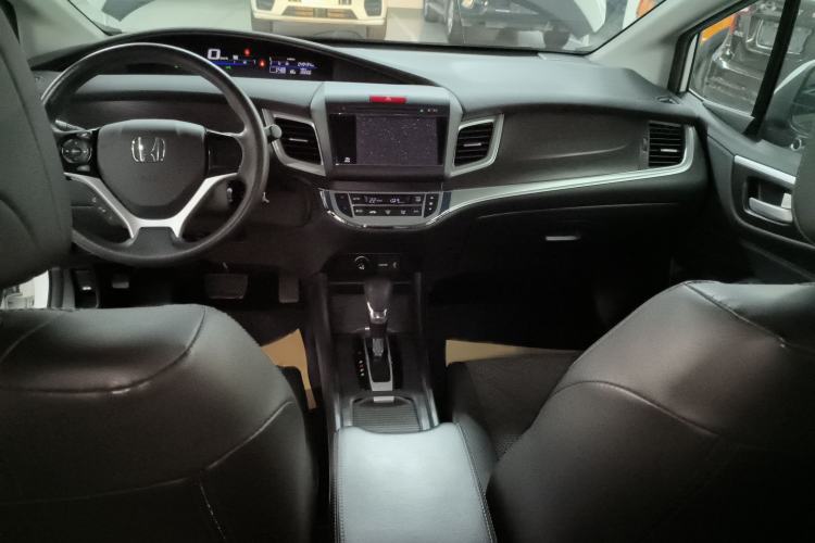 Used Honda Jade 2014 1.8L Automatic Comfort Elite Version 5 Seats Gear Lever