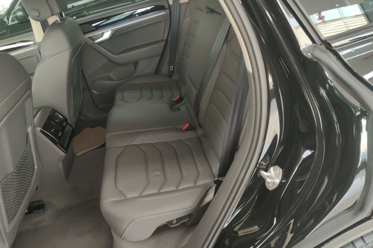 Used Volkswagen Touareg 2023 3.0 TSI Luxury Edition Obsidian Black Sport Package
