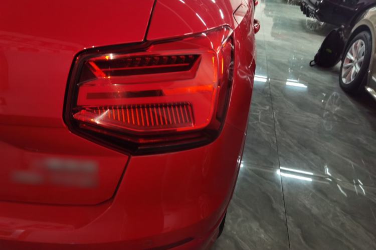 Used Audi Q2L 2018 35 TFSI Fashionable & Elegant Version China VI Emission Standard
