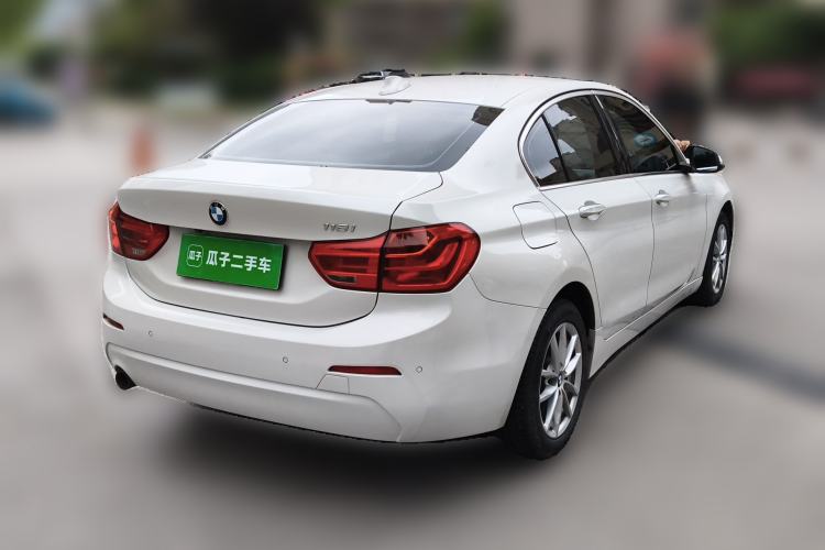 Used BMW 1 Series 2017 118i Fashion Model Rear Right 45 Deg