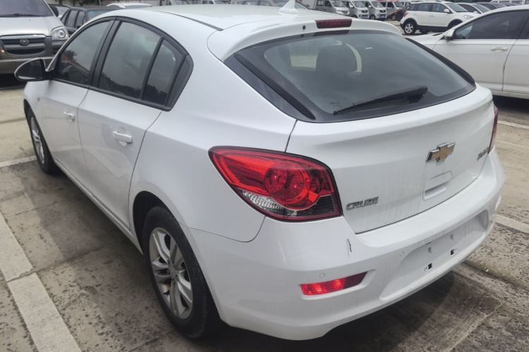 Used Chevrolet Cruze 2013 Hatchback 1.6L Manual Luxury Model Rear Left 45 Deg