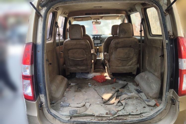 Used Wuling Hongguang 2010 1.4L Comfort Version Trunk