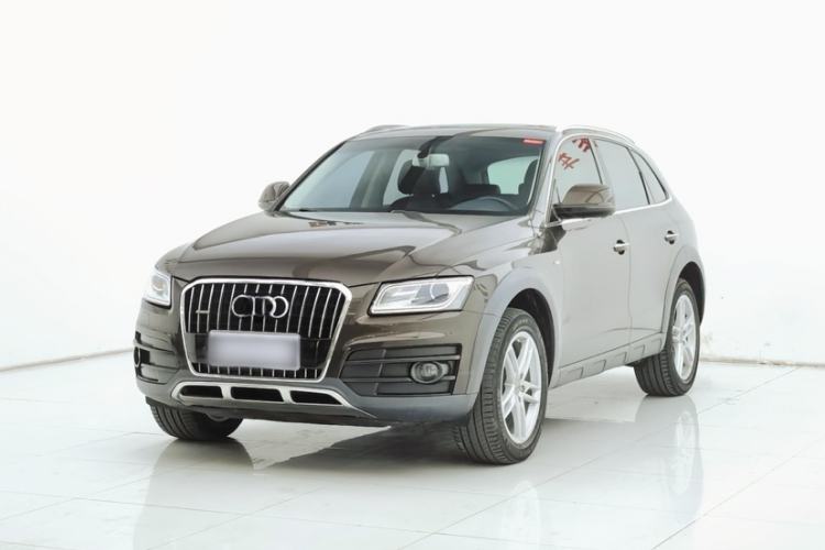 Used Audi Q5 2017 Plus 40 TFSI Technology Model