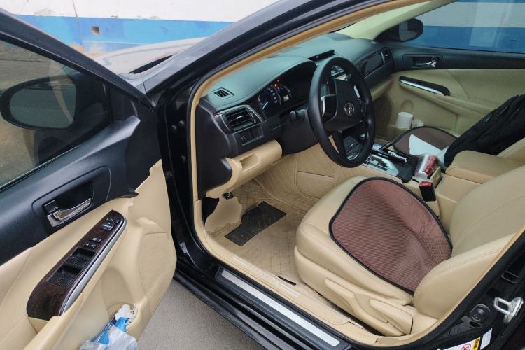 Used Toyota Camry 2015 2.0E Elite Edition
