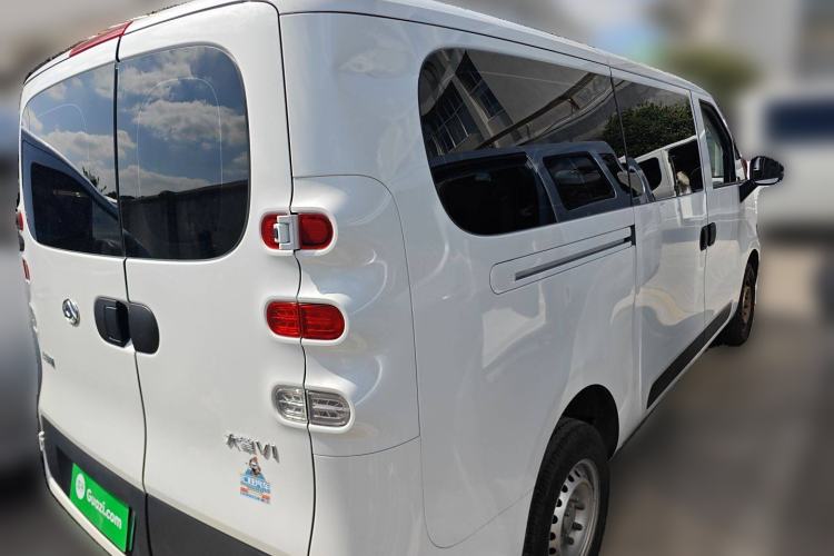 Used SAIC MAXUS Dana V1 2024 V1 Short Wheelbase Low-Roof Multi-Function Version (51 kWh)
