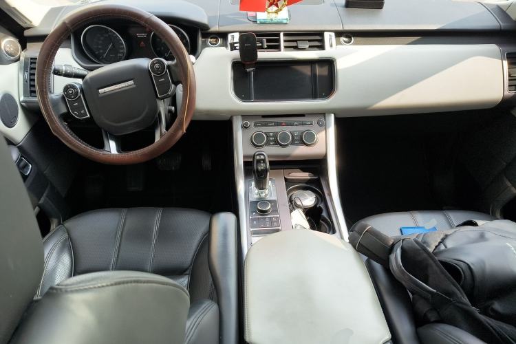 Used Land Rover Range Sport 2014 3.0 SC V6 HSE
