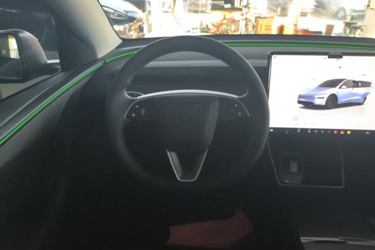 Used Tesla Model Y 2025 Long-Range All-Wheel Drive First Edition