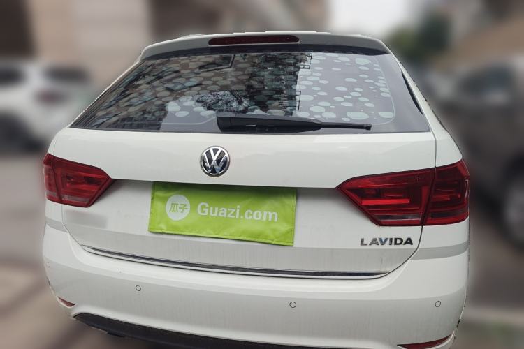 Used Volkswagen Gran Lavida 2015 1.6L Automatic Comfort Edition Rear