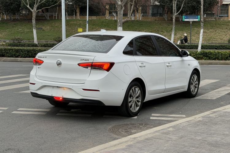 Used Buick GT 2018 18T Automatic Flagship Model