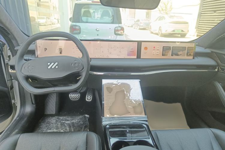 Used IM L7 2022 Dynamic Model
