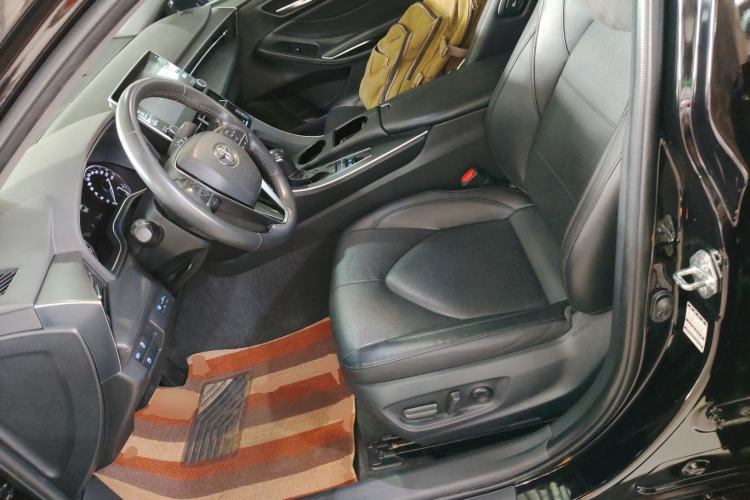 Used Toyota Avalon 2019 Dual-Engine 2.5L Luxury Edition China VI Standard
