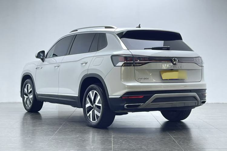 Used Volkswagen Tayron 2024 300TSI Two-Wheel-Drive Luxury Plus Advanced Version
