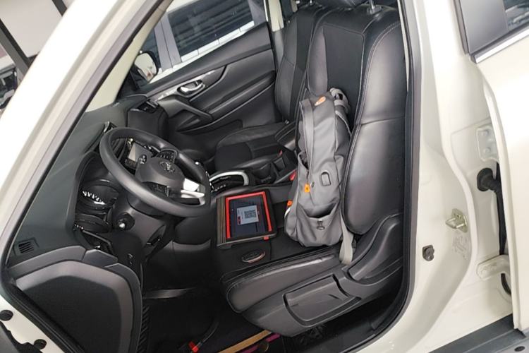 Used Nissan X-Trail 2017 2.0L CVT Comfort Edition 2WD Left Front Seat