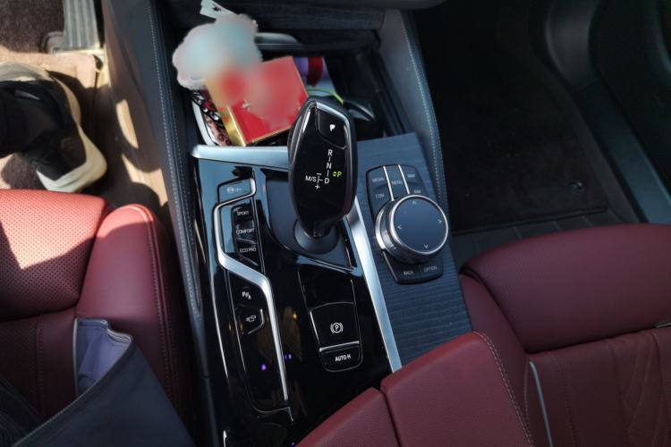 Used BMW 5 Series 2022 Revised Version 3 530Li Luxury Edition M Sport Package Gear Lever