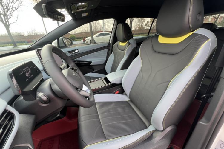 Used Volkswagen ID.4 X 2025 Smart Version Pure & Intelligent Enjoyment Edition
