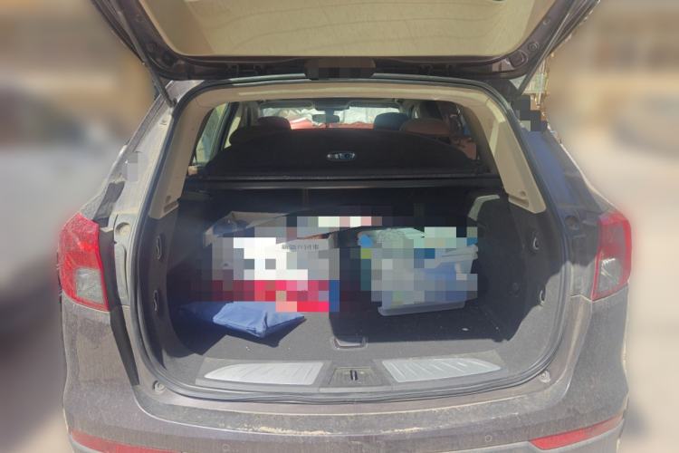 Used Buick Envision 2016 20T Two-Wheel-Drive Elite Model Trunk