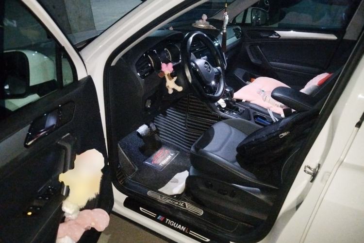 Used Volkswagen Tiguan L 2019 Updated Version 330TSI Automatic Two-Wheel Drive Panoramic Comfort Edition China VI Standard Driver Seat