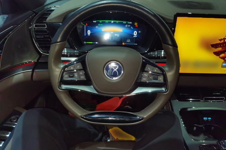 Used BYD Han 2024 DM-i Glory Edition 121KM Premium Model