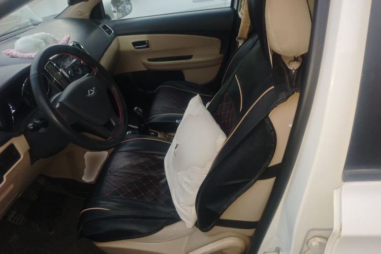 Used Chery E3 2015 1.5L Manual Fashion Model
